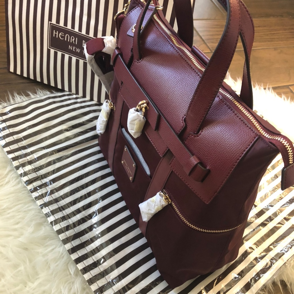 SOLD Henri Bendel Jetsetter Purse Backpack Oxblood - Picture 4 of 8